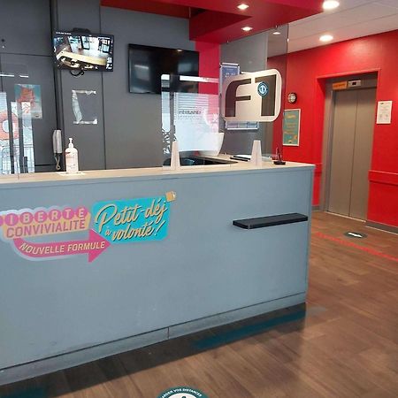 Hotelf1 Paris Porte De Montreuil Bagnolet Ngoại thất bức ảnh