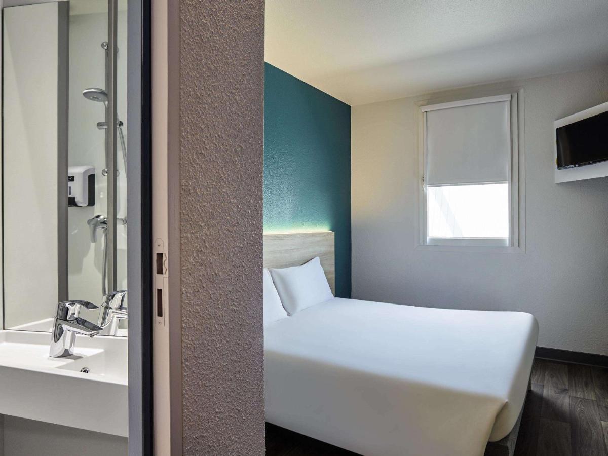 Hotelf1 Paris Porte De Montreuil Bagnolet Ngoại thất bức ảnh