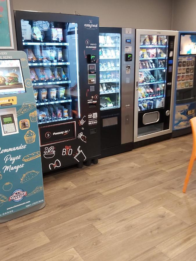 Hotelf1 Paris Porte De Montreuil Bagnolet Ngoại thất bức ảnh